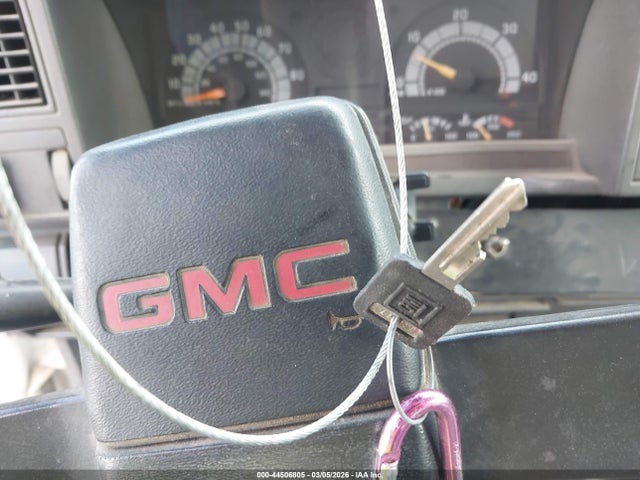 44506805 :رقم المزاد ، 1GDJ7H1C71J514670 vin ، 2001 Gmc C-series C7h042 مزاد بيع