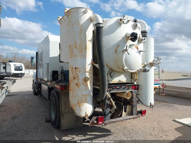 44506805 :رقم المزاد ، 1GDJ7H1C71J514670 vin ، 2001 Gmc C-series C7h042 مزاد بيع