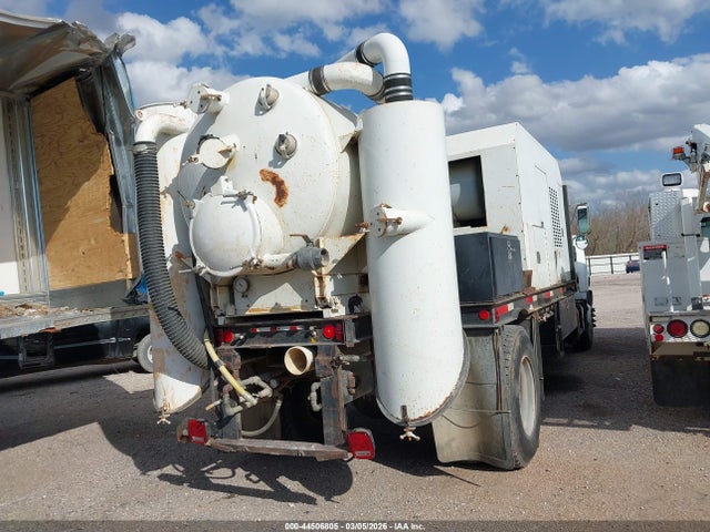 44506805 :رقم المزاد ، 1GDJ7H1C71J514670 vin ، 2001 Gmc C-series C7h042 مزاد بيع