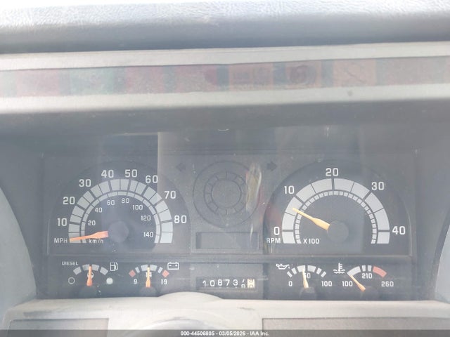 44506805 :رقم المزاد ، 1GDJ7H1C71J514670 vin ، 2001 Gmc C-series C7h042 مزاد بيع