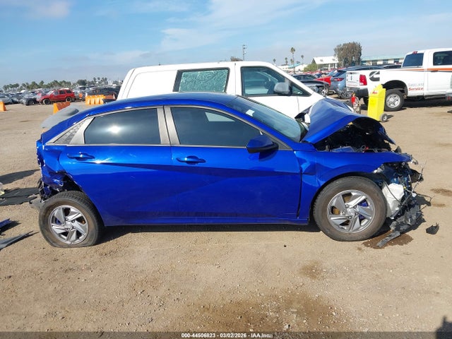 KMHLL4DG8RU708811 Hyundai ELANTRA SE