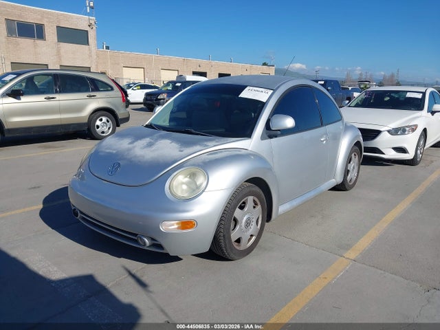 44506835 :رقم المزاد ، 3VWBB61C7WM015290 vin ، 1998 Volkswagen New Beetle مزاد بيع