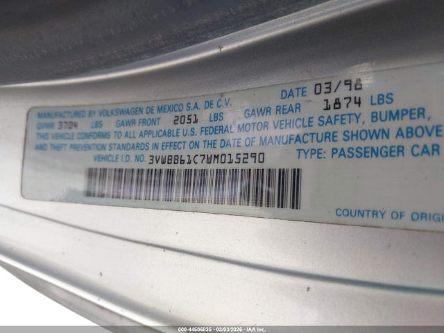 44506835 :رقم المزاد ، 3VWBB61C7WM015290 vin ، 1998 Volkswagen New Beetle مزاد بيع