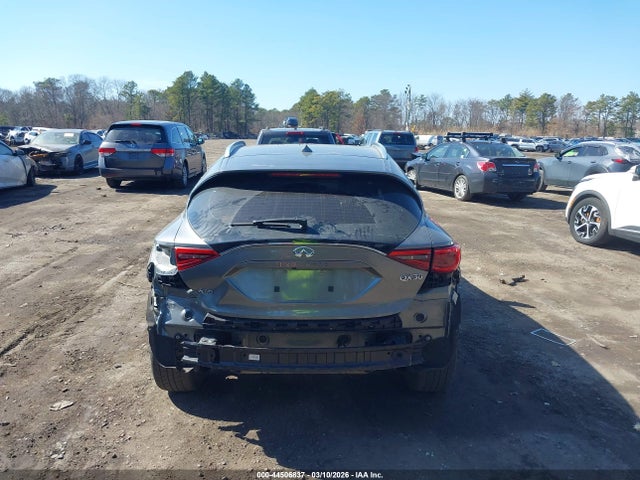 2018 Infiniti Qx30 Essential მანქანა იყიდება აუქციონზე, vin: SJKCH5CR3JA002752, აუქციონის ნომერი: 44506837