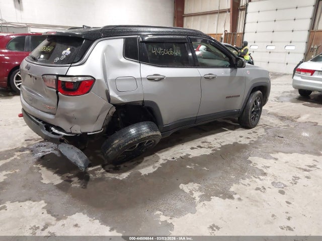 2019 JEEP COMPASS 3C4NJDDBXKT752512 Photo 3