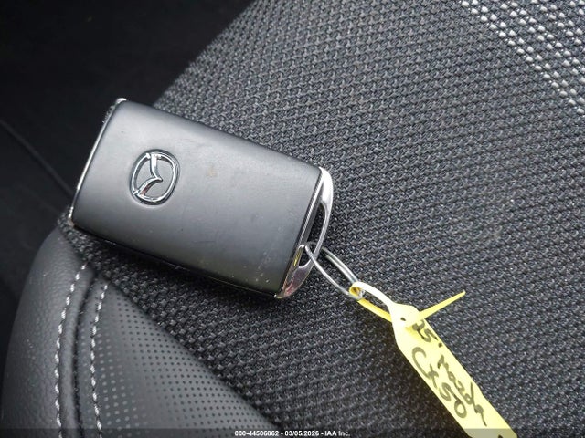 Продаж на аукціоні авто 2025 Mazda Cx-50 2.5 S Preferred Package, vin: 7MMVABBMXSN365886, номер лоту: 44506862