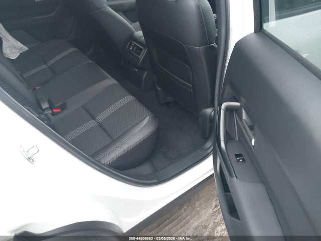 Продаж на аукціоні авто 2025 Mazda Cx-50 2.5 S Preferred Package, vin: 7MMVABBMXSN365886, номер лоту: 44506862