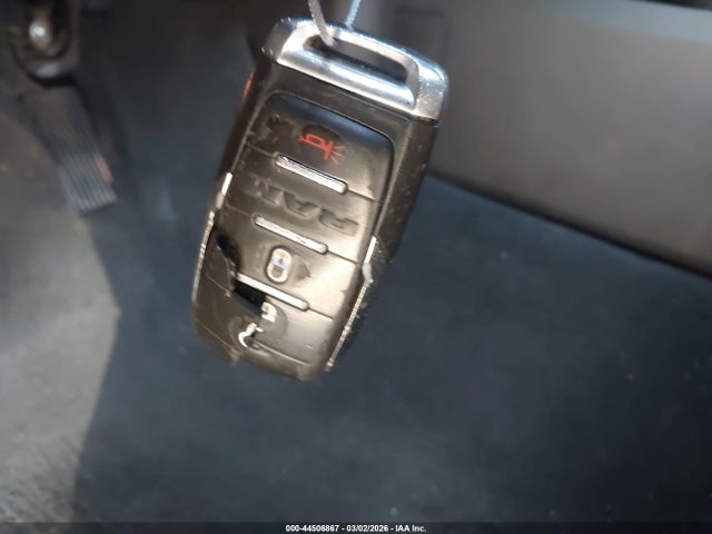 2020 RAM 1500 1C6RRELT2LN191399 Photo 10