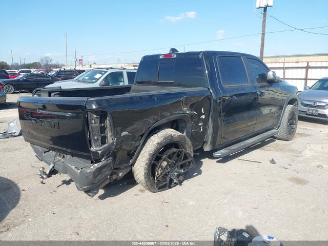 2020 RAM 1500 1C6RRELT2LN191399 Photo 3