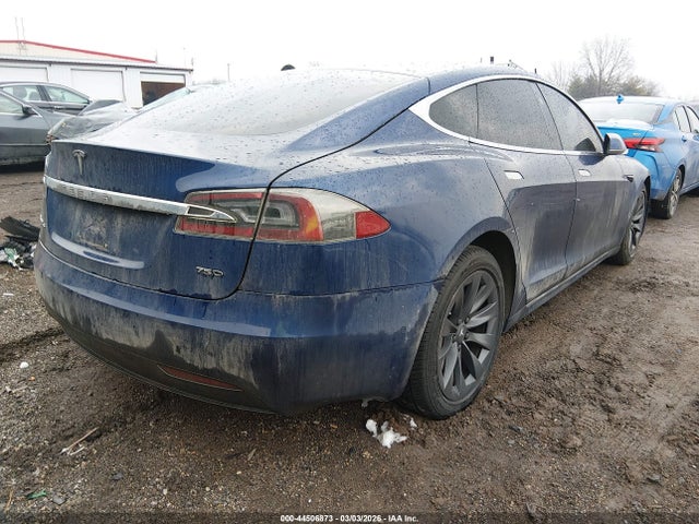 44506873 :رقم المزاد ، 5YJSA1E24JF296777 vin ، 2018 Tesla Model S 100d/75d/p100d مزاد بيع