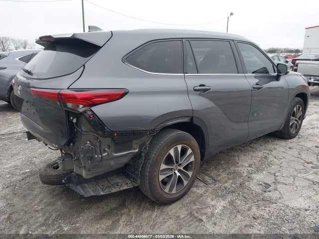 2022 TOYOTA HIGHLANDER 5TDGZRAH8NS098969 Photo 3