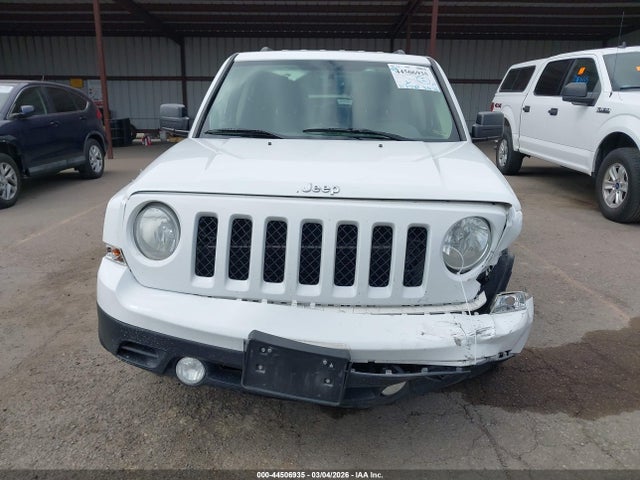 1C4NJPBA1HD116393 Jeep Patriot Sport Fwd