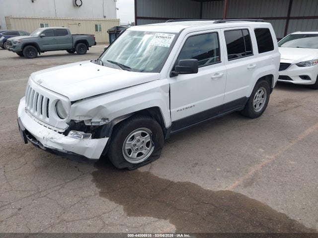 1C4NJPBA1HD116393 Jeep Patriot Sport Fwd