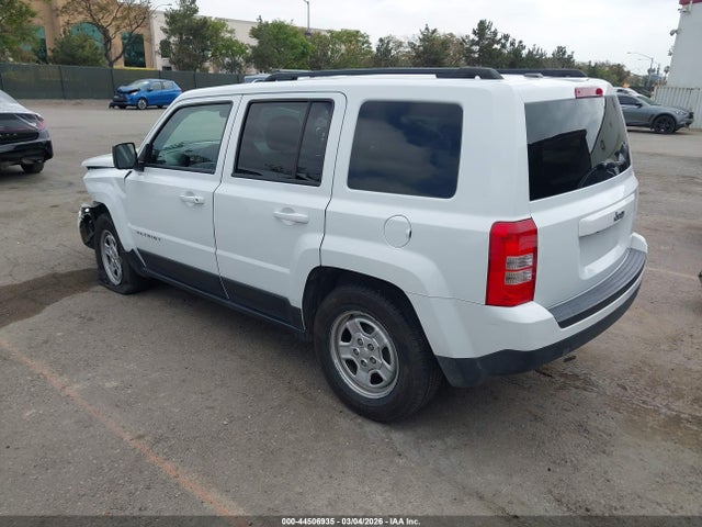 1C4NJPBA1HD116393 Jeep Patriot Sport Fwd