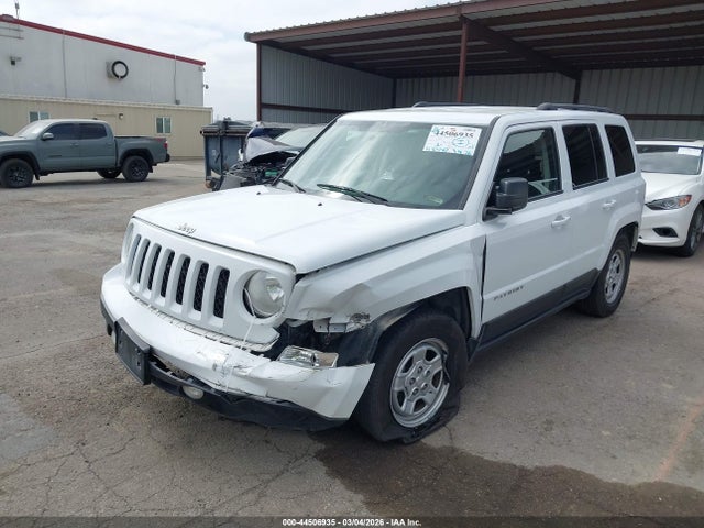 1C4NJPBA1HD116393 Jeep Patriot Sport Fwd