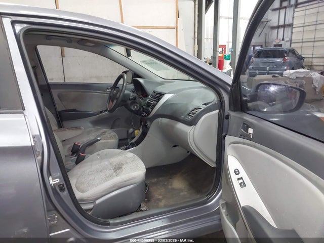 KMHCT4AEXHU272562 Hyundai ACCENT SE