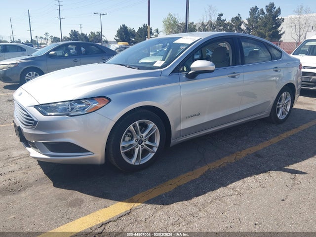 Ford Fusion Hybrid S 2018 3FA6P0UU8JR254355 Image 2