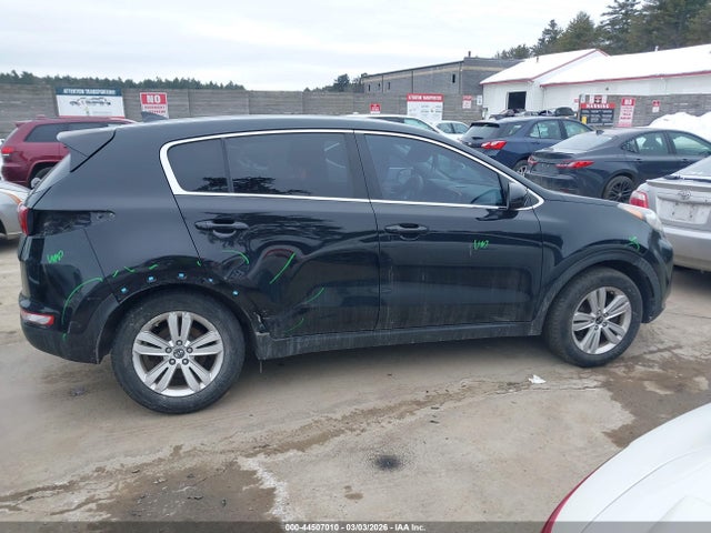 KNDPMCAC0H7077466 KIA Sportage Lx