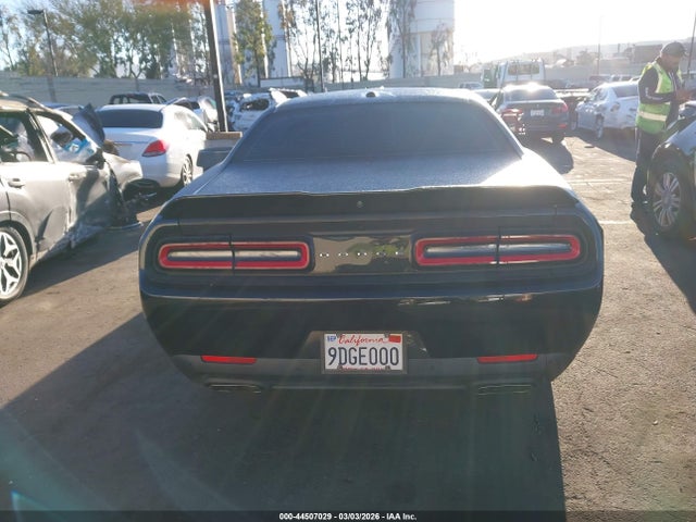 2C3CDZBT6NH188155 Dodge Challenger R/t