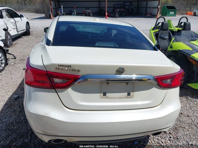 1N4AA6AP2HC399266 Nissan Maxima 3.5 S