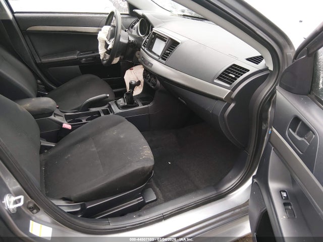 2015 MITSUBISHI LANCER JA32U2FU7FU005926 Photo 4