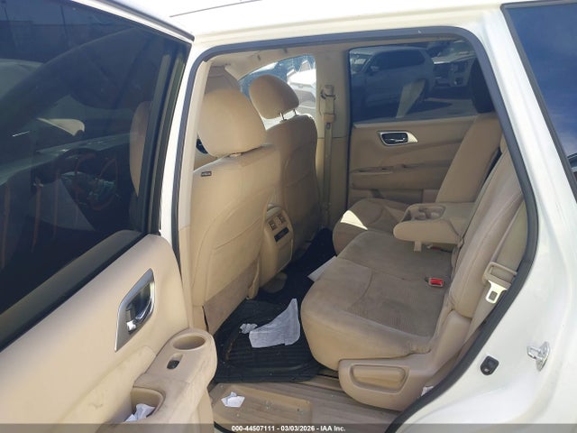 5N1AR2MN7EC673204 Nissan Pathfinder S