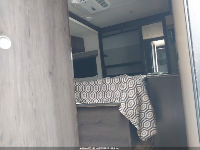 573TT3721L8806179 Grand Design Trailer