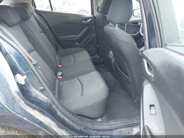 Продаж на аукціоні авто 2015 Mazda Mazda3 I Sport, vin: 3MZBM1K79FM184676, номер лоту: 44507166