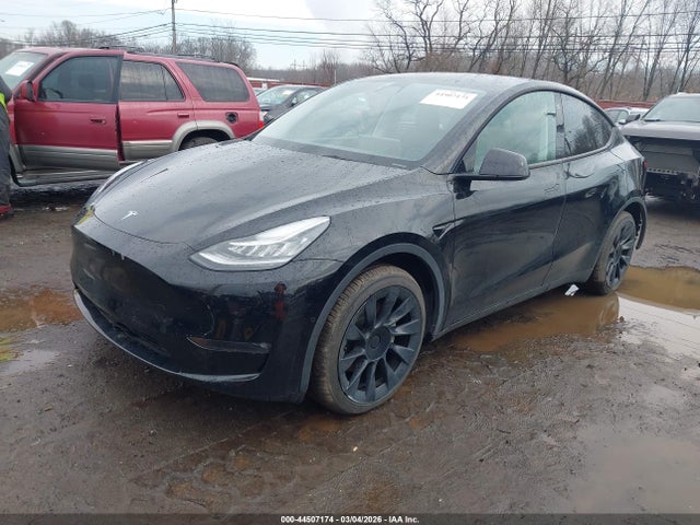 2022 TESLA MODEL Y 7SAYGDEE2NF414094 Photo 1