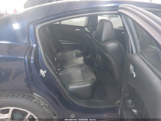 Продажа на аукционе авто 2015 Dodge Charger Sxt, vin: 2C3CDXJG5FH919975, номер лота: 44507193