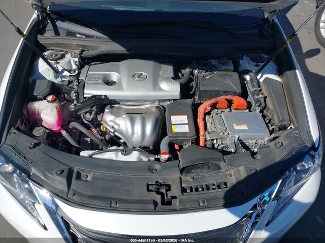 JTHBW1GG3G2106424 Lexus ES 300H