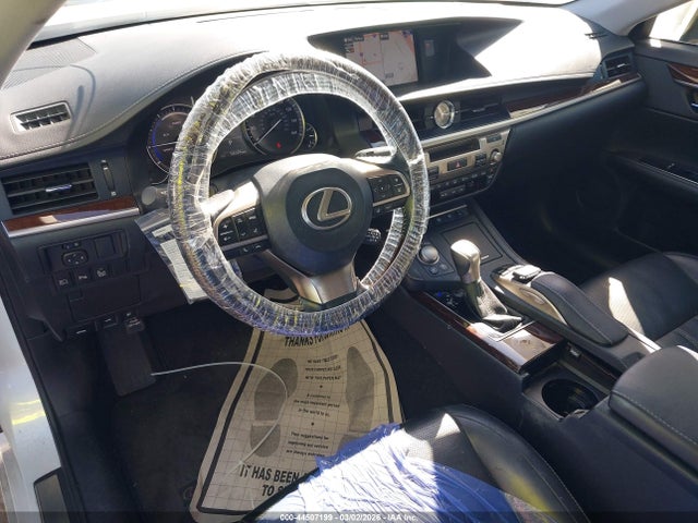 JTHBW1GG3G2106424 Lexus ES 300H