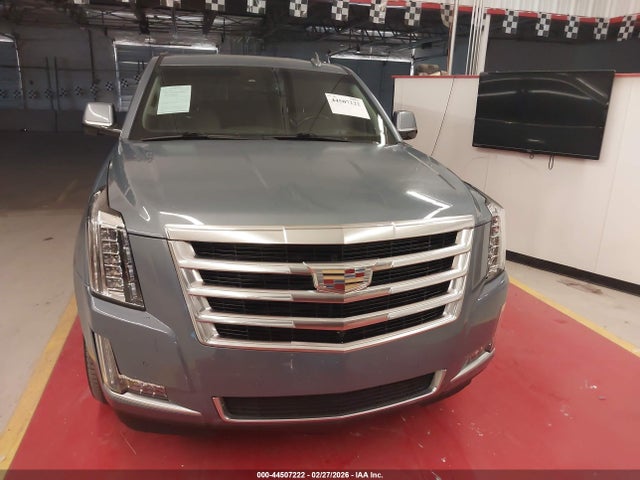 1GYS3BKJ0GR442245 Cadillac Escalade Luxury Collection