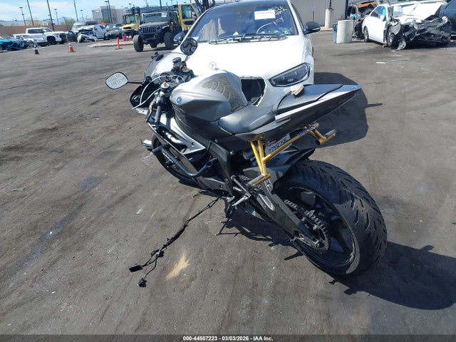 JYARJ16Y9GA010744 Yamaha Yzfr6 C