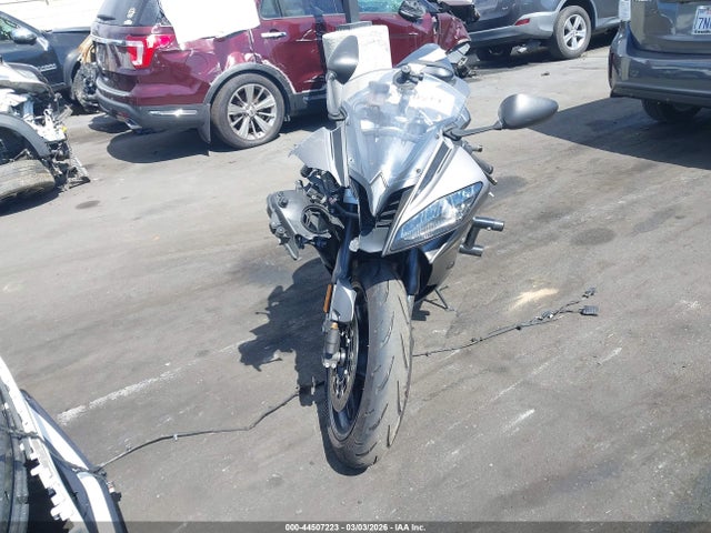 JYARJ16Y9GA010744 Yamaha Yzfr6 C