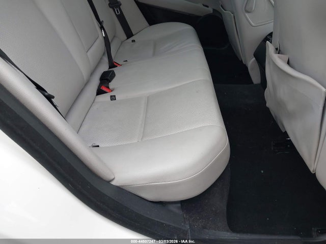 2014 MERCEDES-BENZ C 250 WDDGF4HB1EA955858 Photo 7