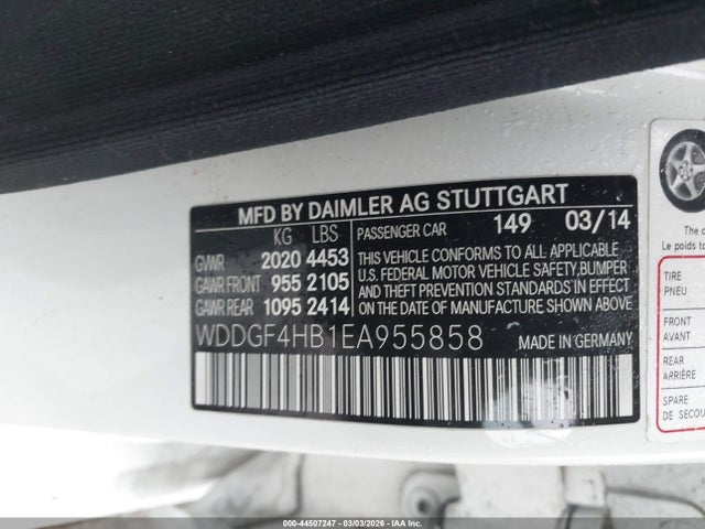 2014 MERCEDES-BENZ C 250 WDDGF4HB1EA955858 Photo 8