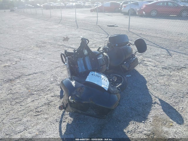 1HD1KTP1XNB637843 Harley-Davidson FLTRXS
