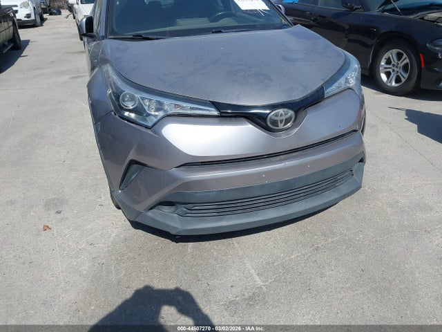 Toyota C-HR XLE 2018 NMTKHMBX2JR044212 Image 18