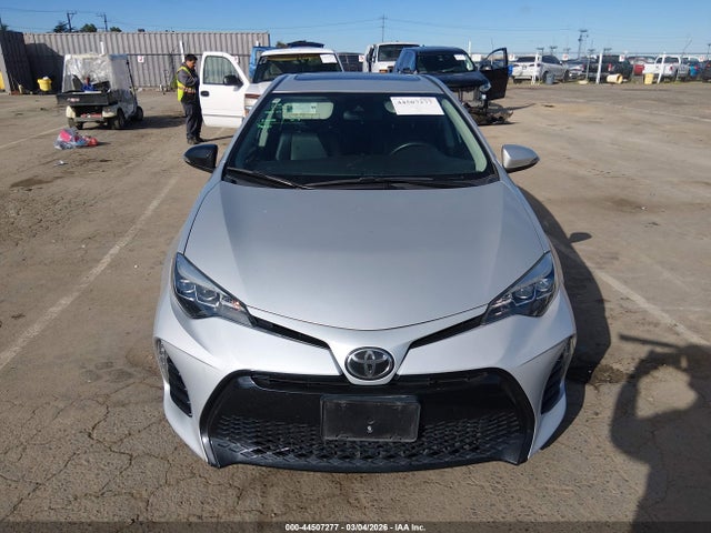 2T1BURHE3JC997312 Toyota COROLLA SE