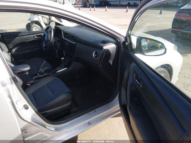 2T1BURHE3JC997312 Toyota COROLLA SE