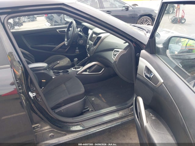 44507305 :رقم المزاد ، KMHTC6ADXGU251261 vin ، 2016 Hyundai Veloster مزاد بيع