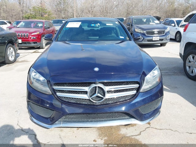 55SWF4JB2HU225757 Mercedes-Benz C 300 Luxury/sport