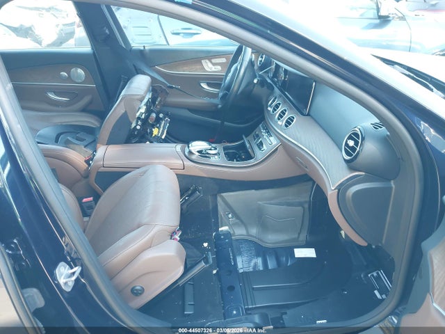 Mercedes-Benz E 300 2018 WDDZF4JB0JA412272 Image 5