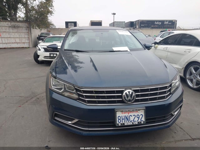 1VWLA7A30KC005435 Volkswagen Passat 2.0t Wolfsburg Edition