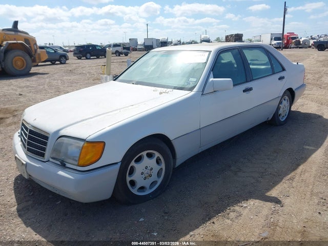 1993 MERCEDES-BENZ 400 WDBGA43E8PA098711 Photo 1