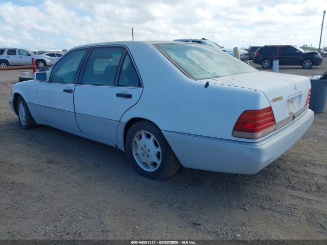 1993 MERCEDES-BENZ 400 WDBGA43E8PA098711 Photo 2