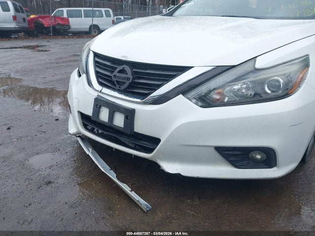 2017 Nissan Altima 2.5 Sl მანქანა იყიდება აუქციონზე, vin: 1N4AL3AP5HC157452, აუქციონის ნომერი: 44507357