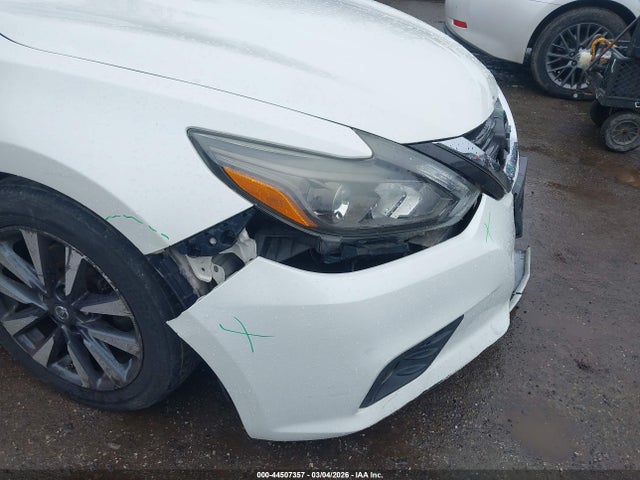 2017 Nissan Altima 2.5 Sl მანქანა იყიდება აუქციონზე, vin: 1N4AL3AP5HC157452, აუქციონის ნომერი: 44507357