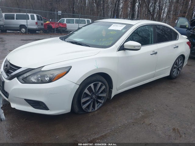 2017 Nissan Altima 2.5 Sl მანქანა იყიდება აუქციონზე, vin: 1N4AL3AP5HC157452, აუქციონის ნომერი: 44507357